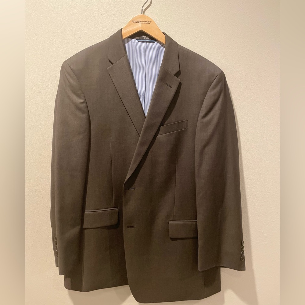 Tommy Hilfiger Suite, 44R, RN 47338